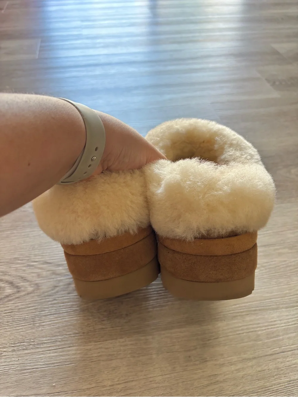 UGG Tazzlita Chestnut Womens Size 10